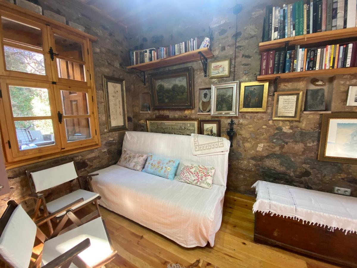 Stone House With Garden In Cunda/Ayvalik Villa Eksteriør bilde